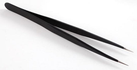 LASH ACADEMY BLACK STRAIGHT TWEEZERS IN CANNISTER